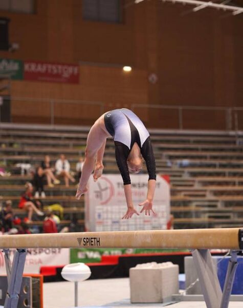 k-carolinEinzenbrger2 k-carolinEinzenbrger2