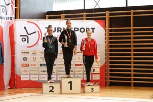 k-v.l.HacklLara,Anna Miklavcic, PaolaNeumair